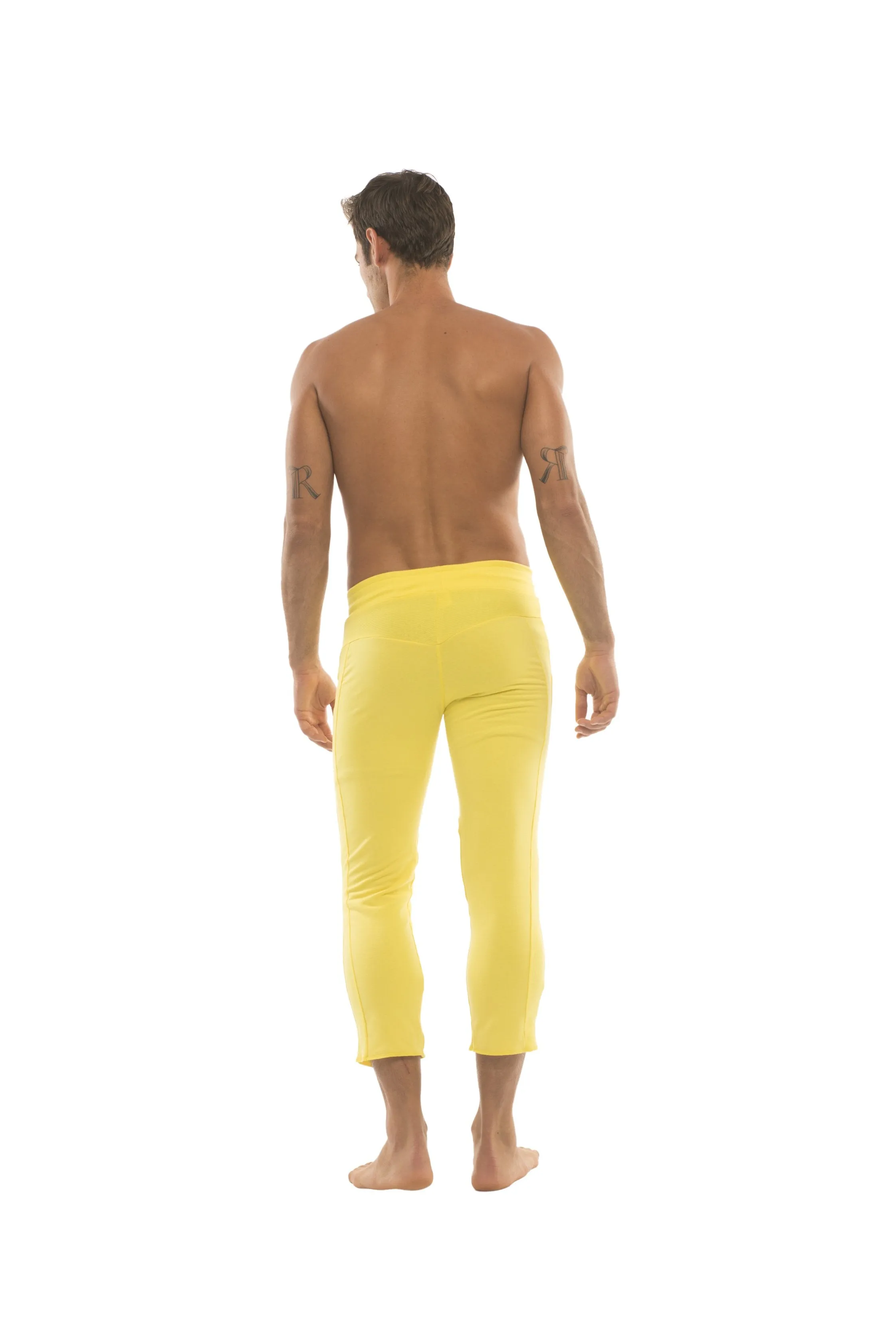 4/5 Zipper Pocket Capri Yoga Pants (Solid Yellow)