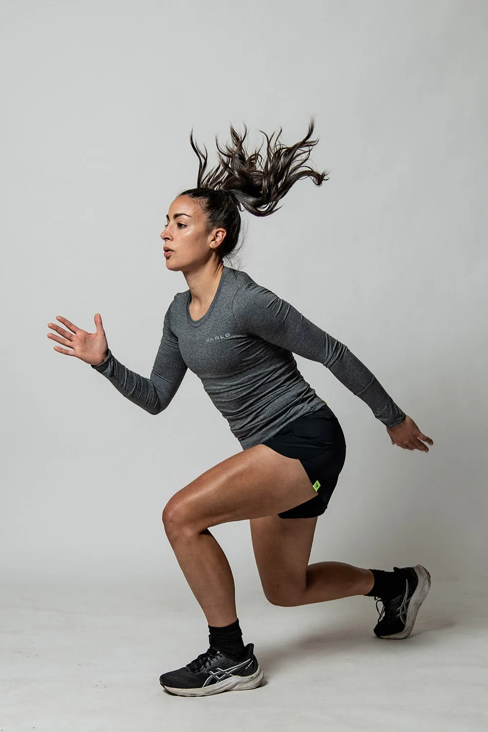 Women's Swift Long Sleeve Tech Shirt (Gray)